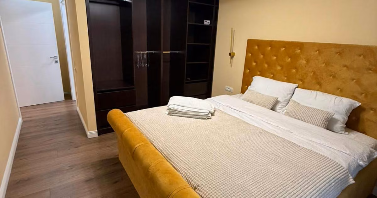 Apartament de vânzare cu 3 camere în zona Faleza Nord, Constanța