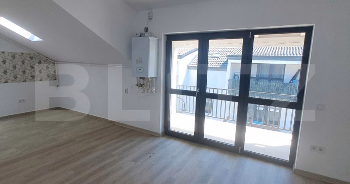 Apartament de vânzare cu 3 camere în Sânpetru
