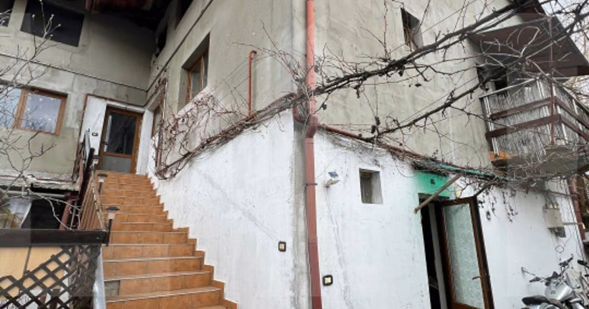 Casă individuală de vânzare cu 10 camere în zona Fratelia, Timișoara
