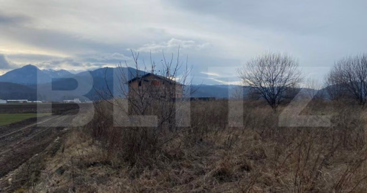 Teren agricol intravilan de vânzare de 712 mp, în Săcele