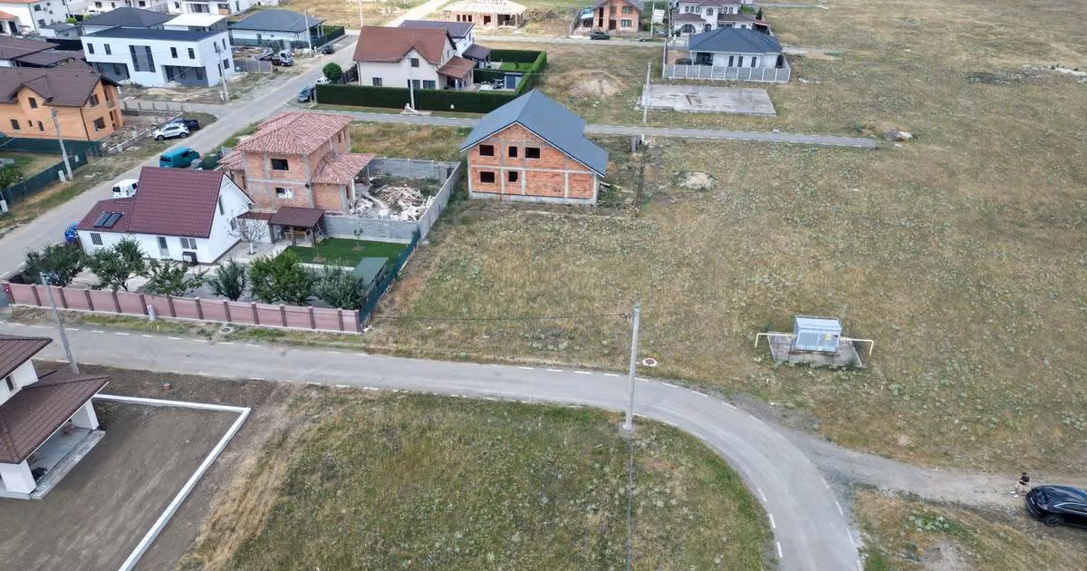 Teren Construcții intravilan de vânzare de 500 mp, în Vladimirescu