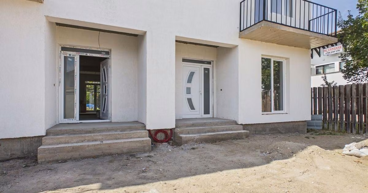 Duplex de vânzare cu 4 camere în zona Gai, Arad