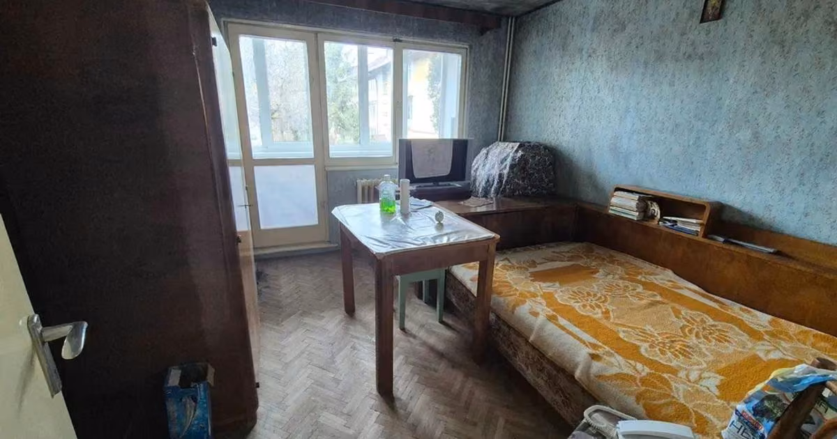 Apartament de vânzare cu 3 camere în zona Astra, Brașov