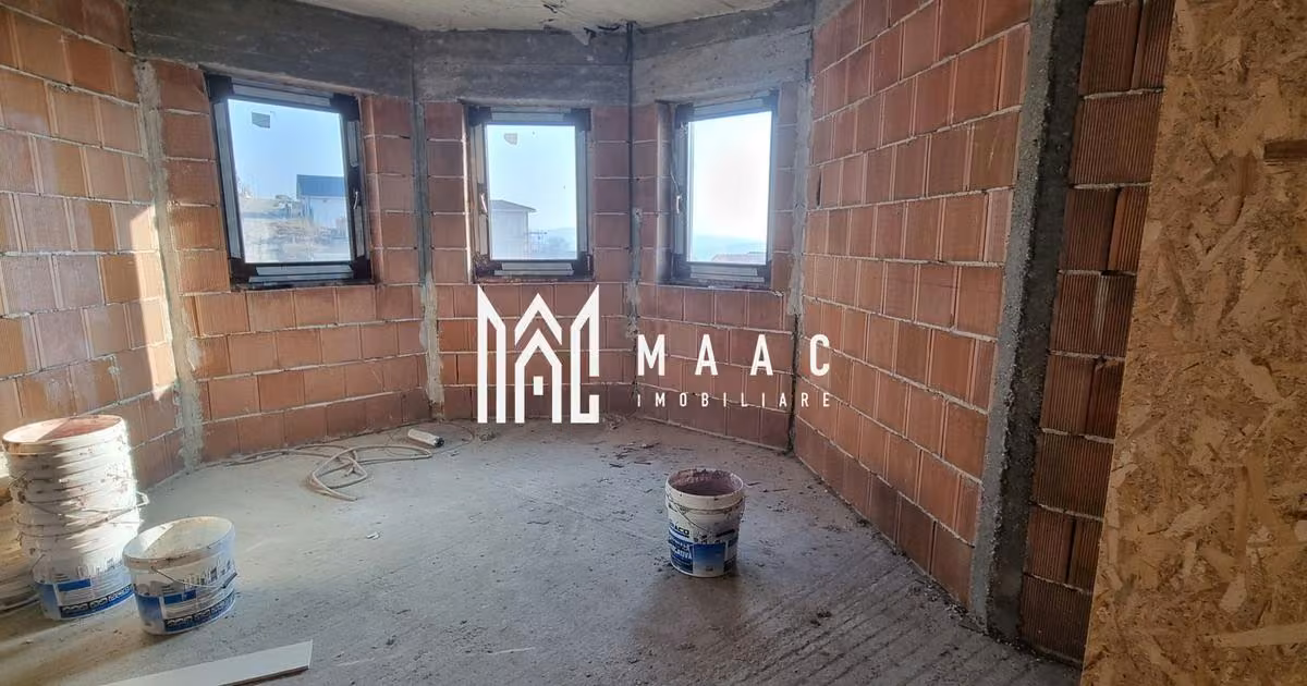 Casă individuală de vânzare cu 5 camere în Șura Mare