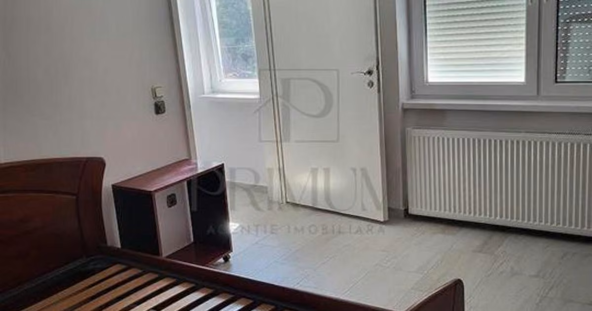 Garsonieră de vânzare, mobilată în zona Complex Studențesc, Timișoara
