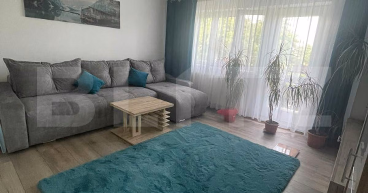 Apartament de vânzare cu 2 camere, mobilat în Câmpia Turzii