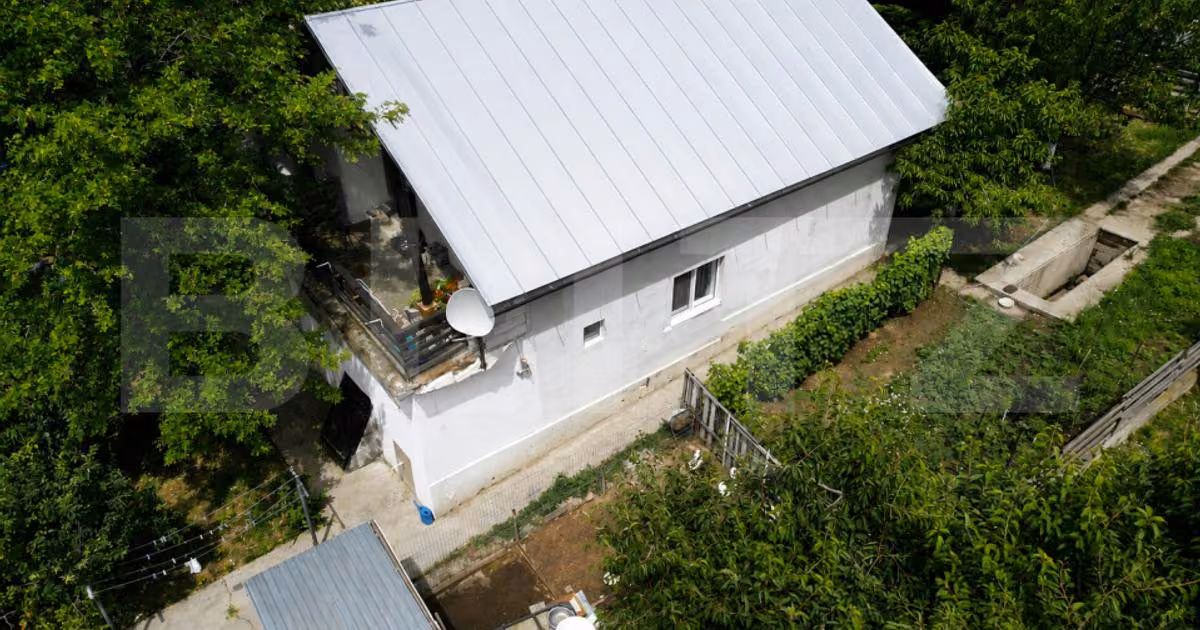 Casă individuală de vânzare cu 8 camere, mobilată în zona Miroslava, Iași