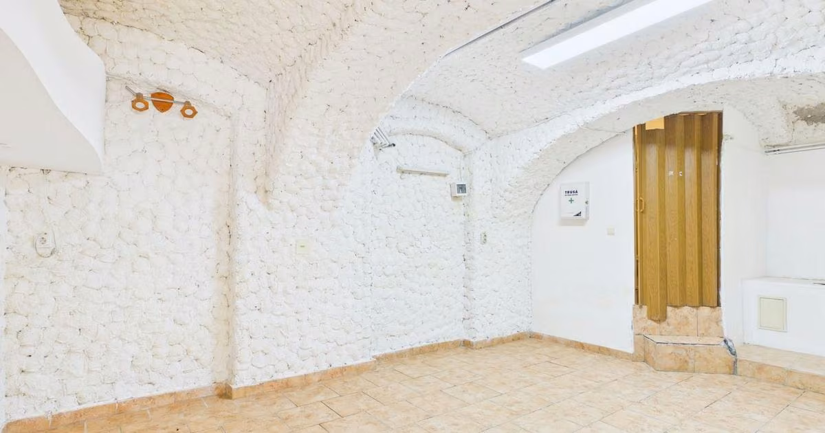 Spațiu comercial de vânzare de 29 mp, în zona Ultracentral, Arad