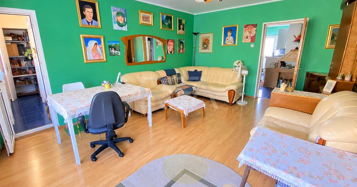 Apartament de vânzare cu 3 camere, mobilat în zona 13 Septembrie, Sector 5