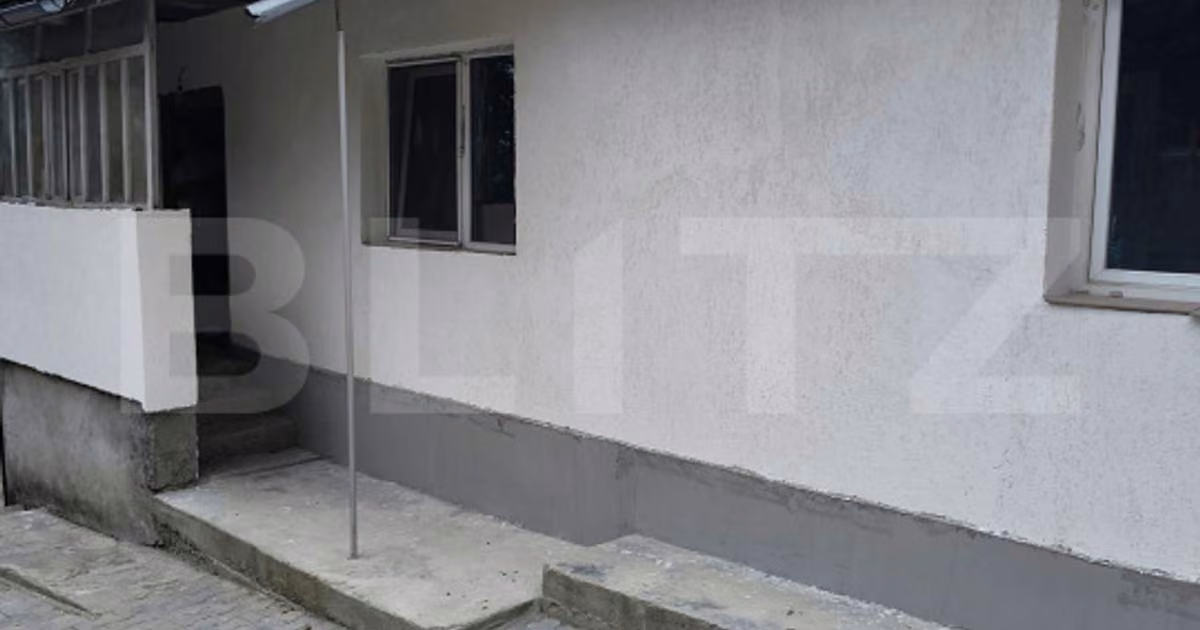 Casă individuală de vânzare cu 2 camere în Dej