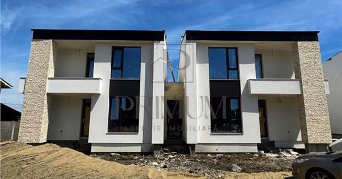 Duplex de vânzare cu 4 camere în Moșnița Nouă