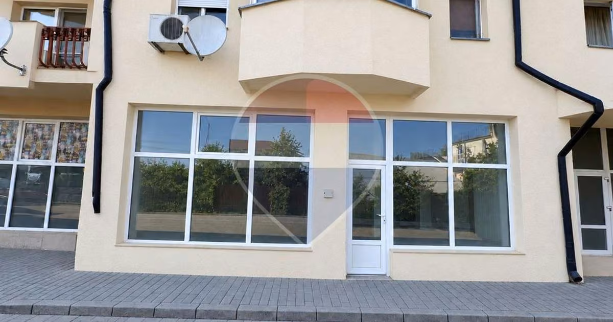 Spațiu comercial de vânzare de 122 mp, în Snagov