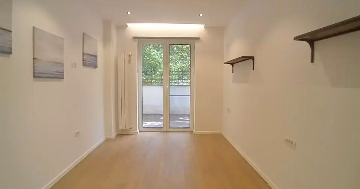 Apartament de vânzare cu 4 camere în zona Victoriei, Ultracentral