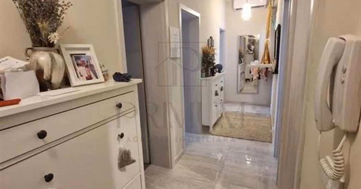 Apartament de vânzare cu 3 camere, mobilat în Chișoda