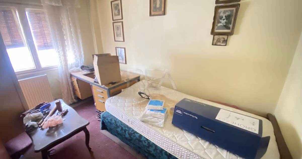 Apartament de vânzare cu 3 camere în zona Rahova, Sector 5