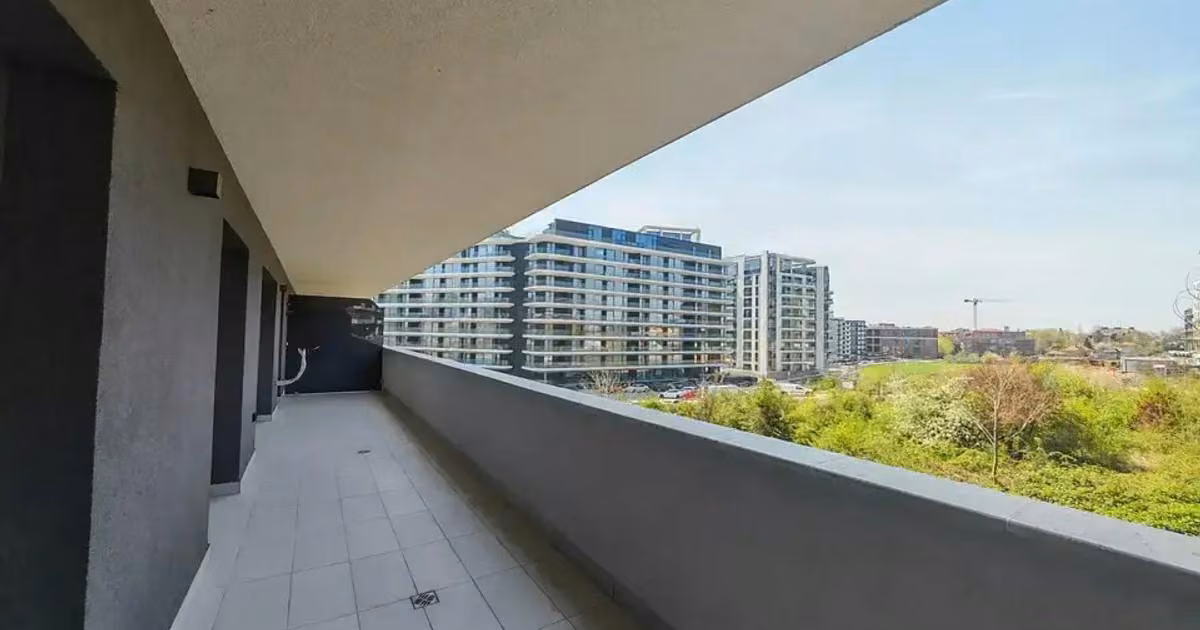 Apartament de vânzare cu 3 camere în zona Barbu Văcărescu, Sector 2