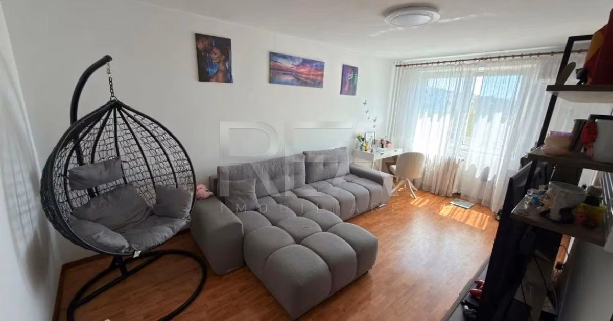 Apartament de vânzare cu 3 camere, mobilat în zona Berceni, Sector 4