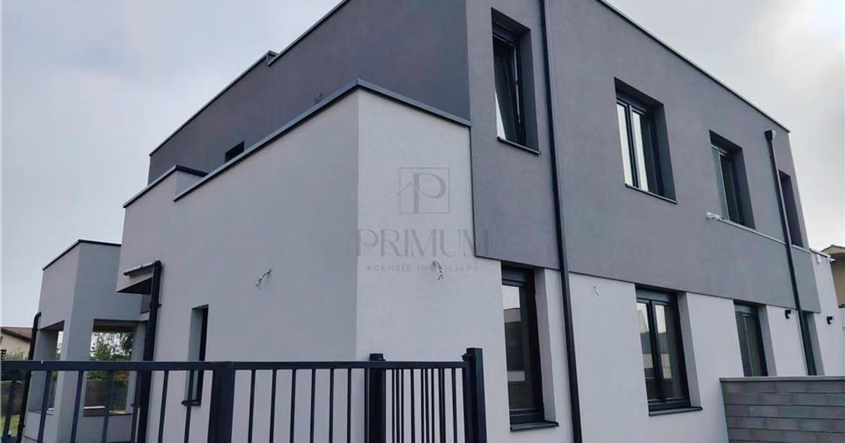 Duplex de vânzare cu 4 camere în Moșnița Nouă