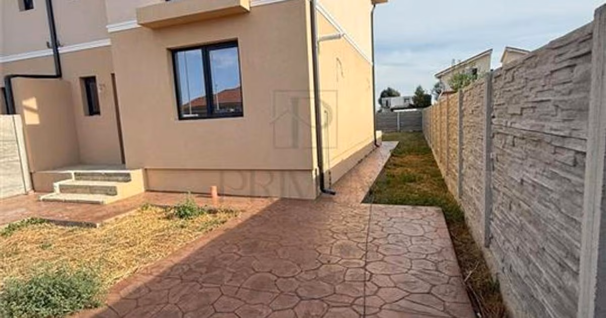 Duplex de vânzare cu 4 camere în Moșnița Nouă