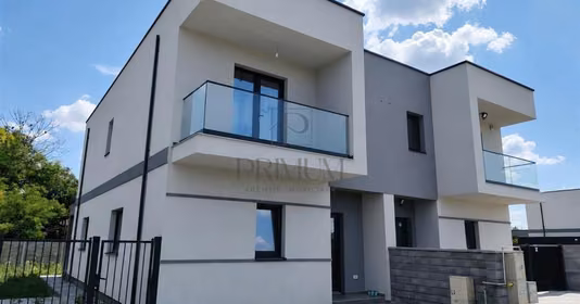 Apartament Girocului