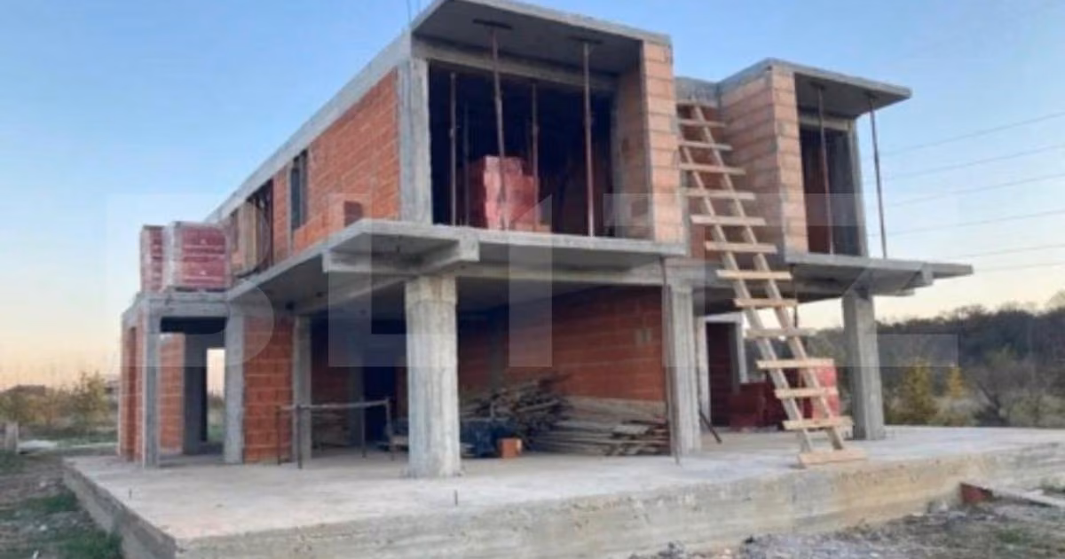 Duplex de vânzare cu 4 camere în Dumbrăvița