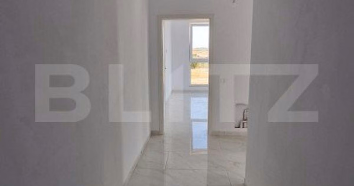 Apartament de vânzare cu 3 camere în Giroc