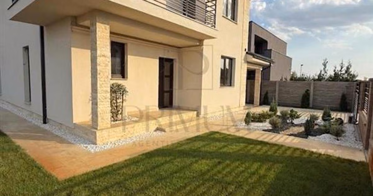 Casă individuală de vânzare cu 5 camere în Moșnița Nouă