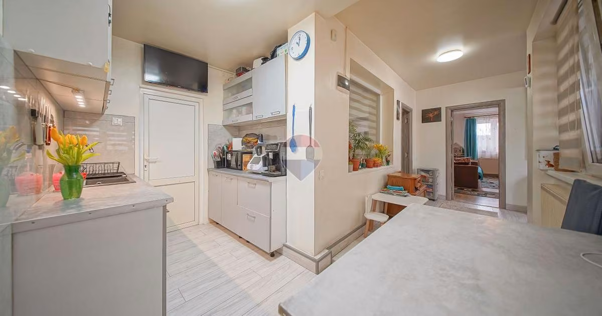 Duplex de vânzare cu 3 camere, mobilat în zona Blumăna, Brașov