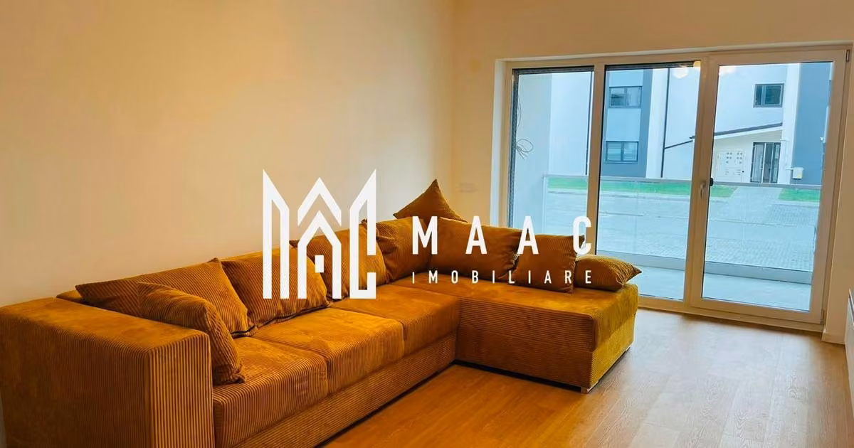 Apartament de vânzare cu 3 camere în Cristian