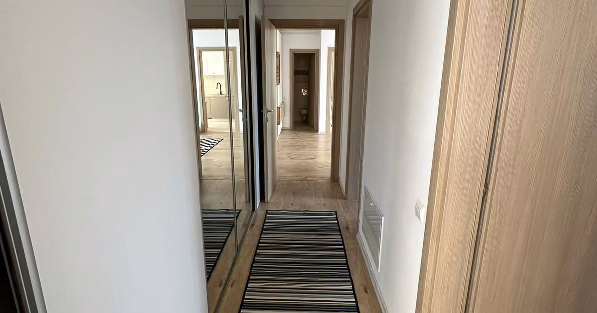 Apartament de vânzare cu 3 camere, mobilat în zona Băneasa, Sector 1