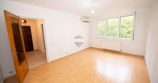 Apartament Militari