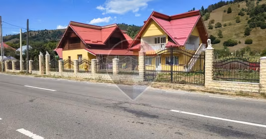 Casă Borca