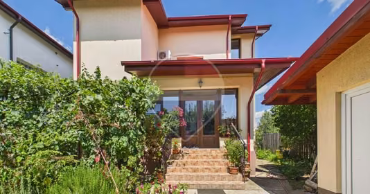 Casă Central