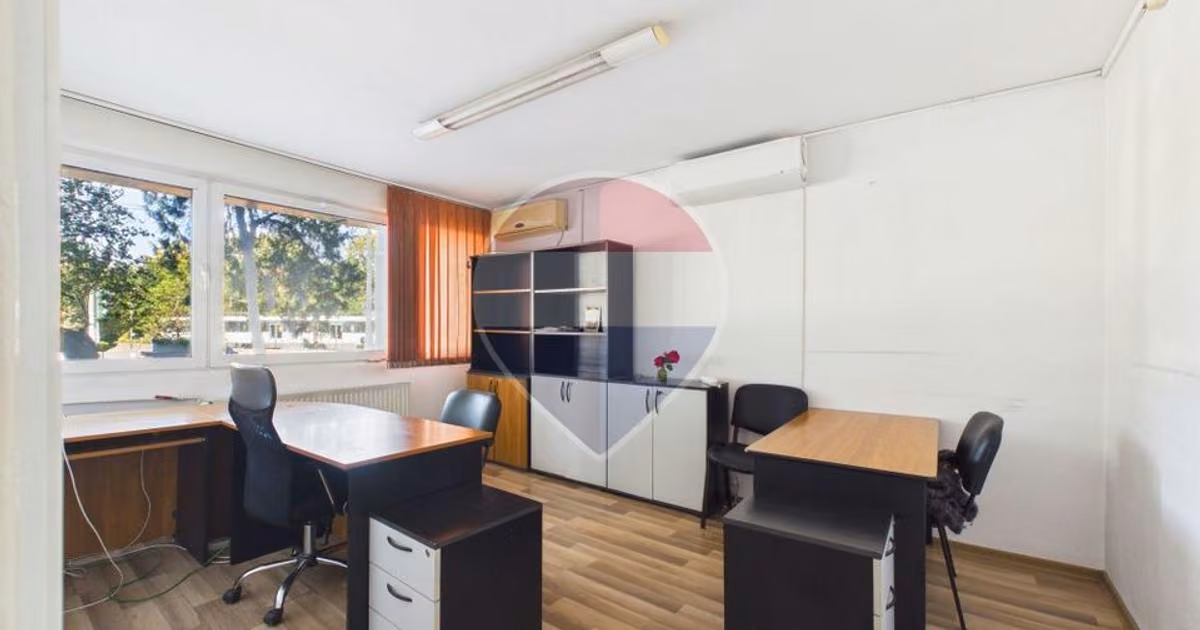 Apartament de vânzare cu 2 camere, mobilat în zona Eroii Revoluției, Sector 4