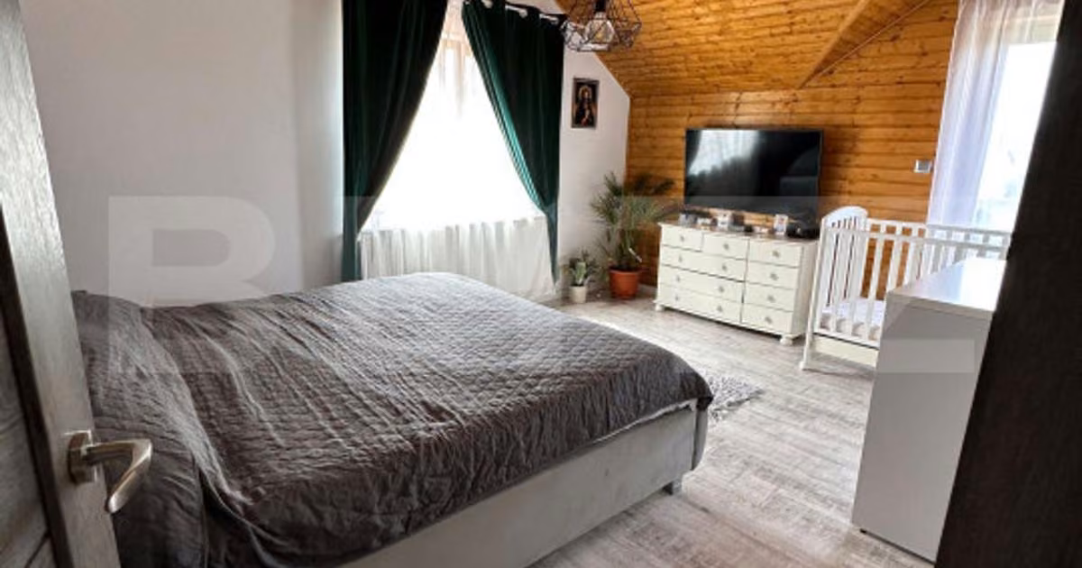 Duplex de vânzare cu 3 camere, mobilat în Florești
