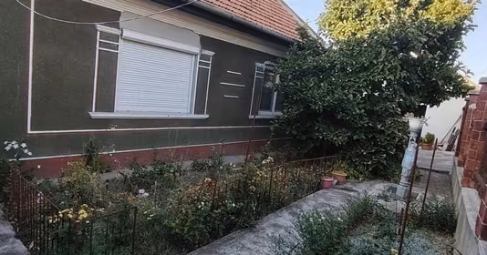 Casă Centru