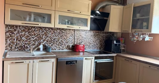 Apartament Titan