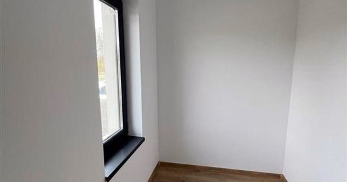 Casă individuală de vânzare cu 4 camere în Paleu