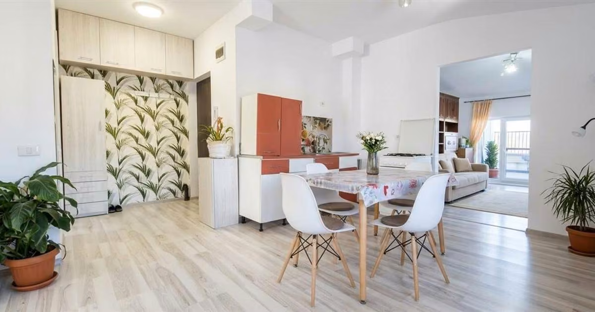 Apartament de vânzare cu 2 camere în zona Calea Aradului, Oradea
