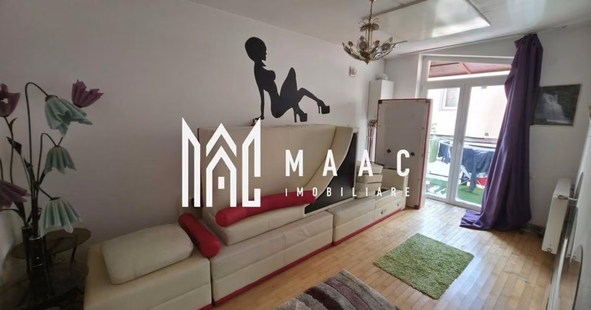 Apartament de vânzare cu 4 camere, mobilat în Șelimbăr
