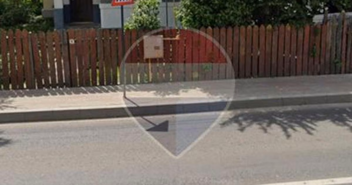 Casă de vânzare cu 3 camere, mobilată în zona Central, Piatra-Neamț