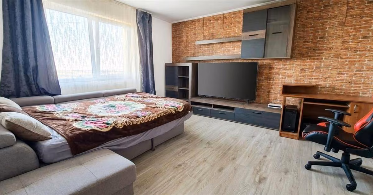 Casă de vânzare cu 3 camere în Săldăbagiu de Munte