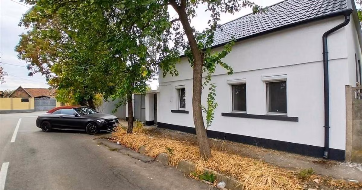 Casă individuală de vânzare cu 3 camere în zona Episcopia Bihorului, Oradea