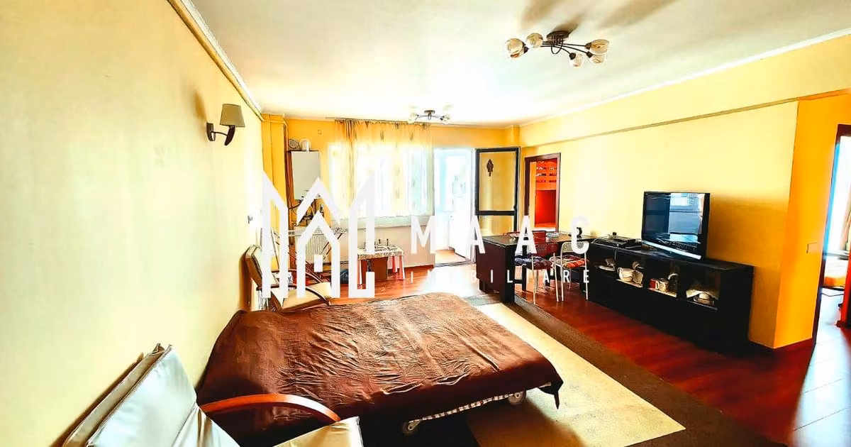 Apartament de vânzare cu 3 camere, mobilat în Șelimbăr