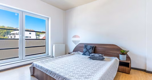 Apartament Florești