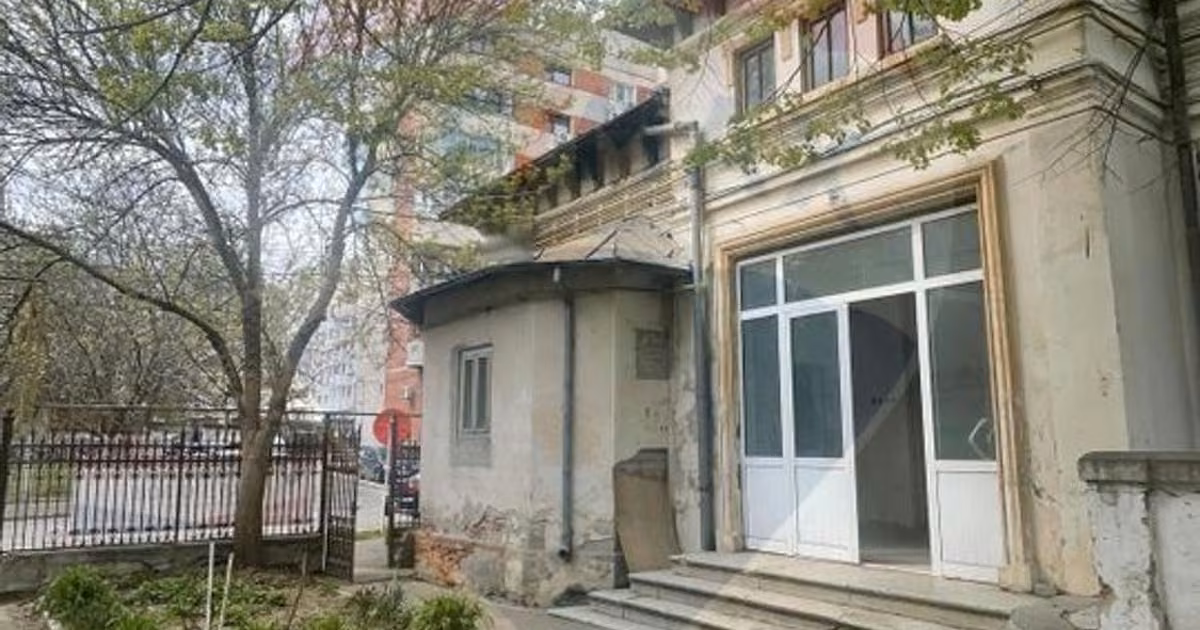 Casă individuală de vânzare cu 5 camere în zona Central, Galați