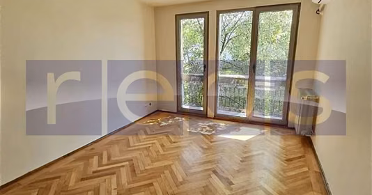 Apartament Titan