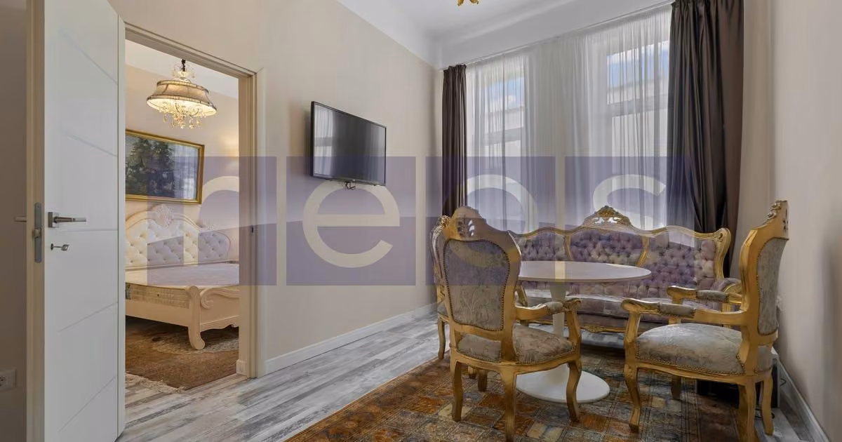 Apartament de vânzare cu 2 camere, mobilat în zona Unirii, Sector 3