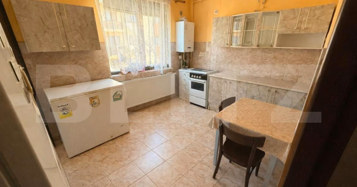 Apartament de vânzare cu 2 camere, mobilat în Florești