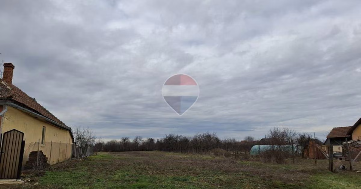 Teren Construcții intravilan de vânzare de 1241 mp, în Frumușeni